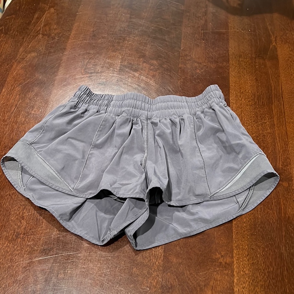 Lululemon Gray Shorts Size 6